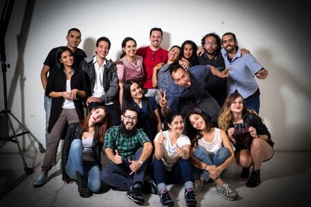 grupo de fotografos en estudio